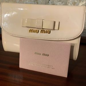 AUTH Miu Miu Wallet